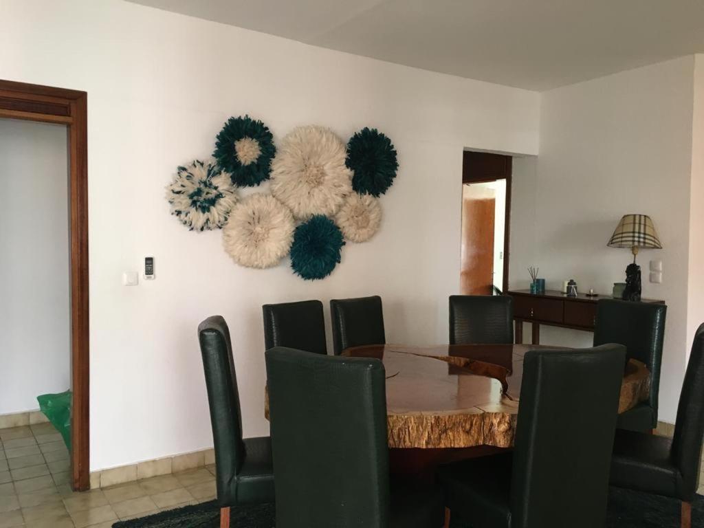 F4 Appartement - Bonanjo Douala Ngoại thất bức ảnh